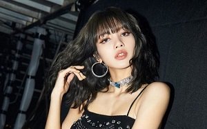 Video thứ hai Lisa bị tung lên mạng xã hội